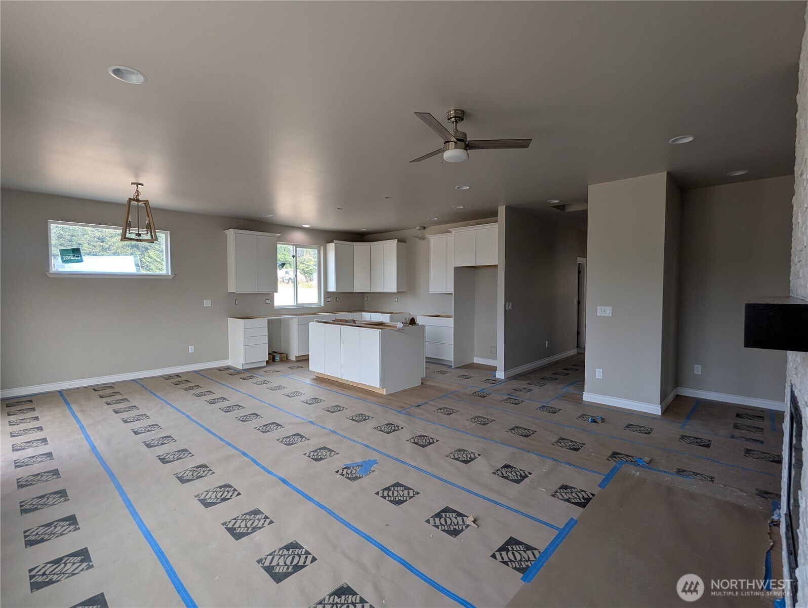 4485 Blackstone Way Property Photo 5