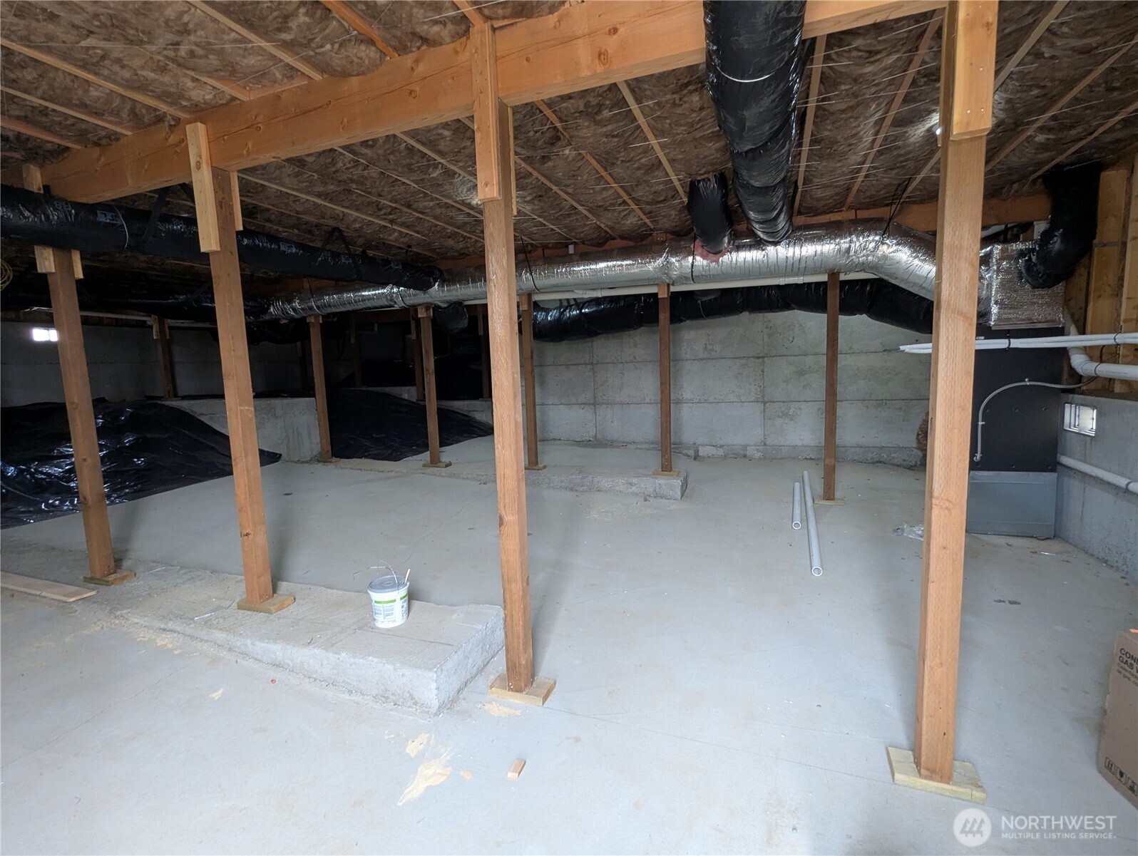 4485 Blackstone Way Property Photo 18
