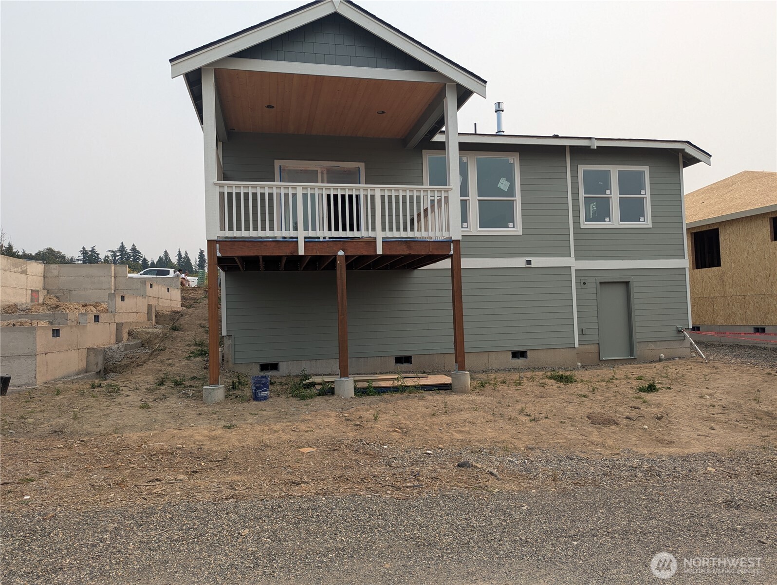 4485 Blackstone Way Property Photo 21