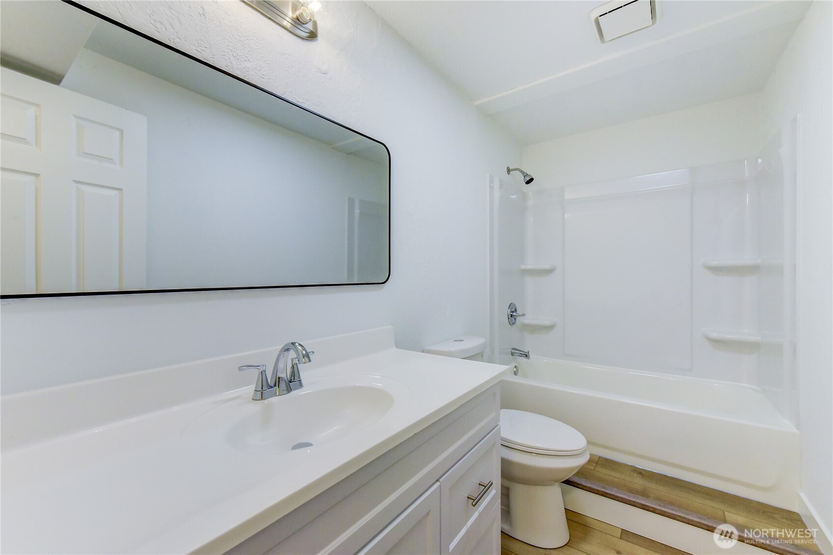 17415 159th Avenue Property Photo 8