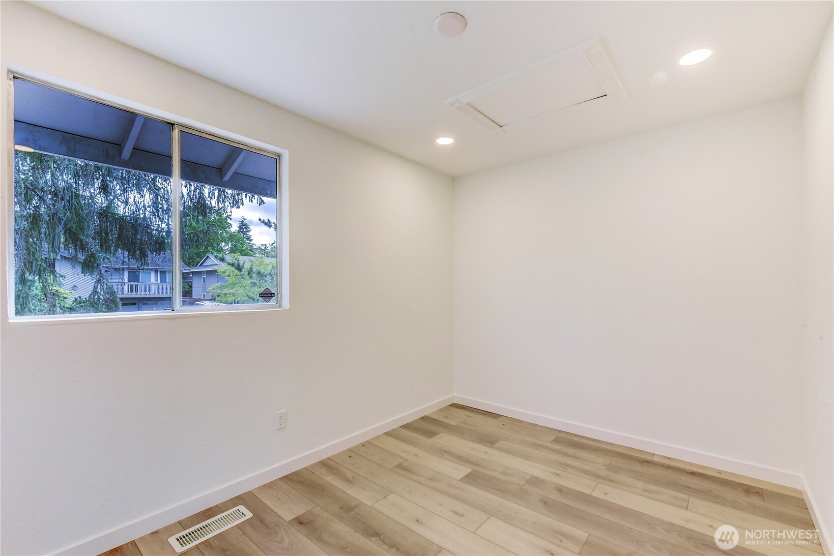 17415 159th Avenue Property Photo 16