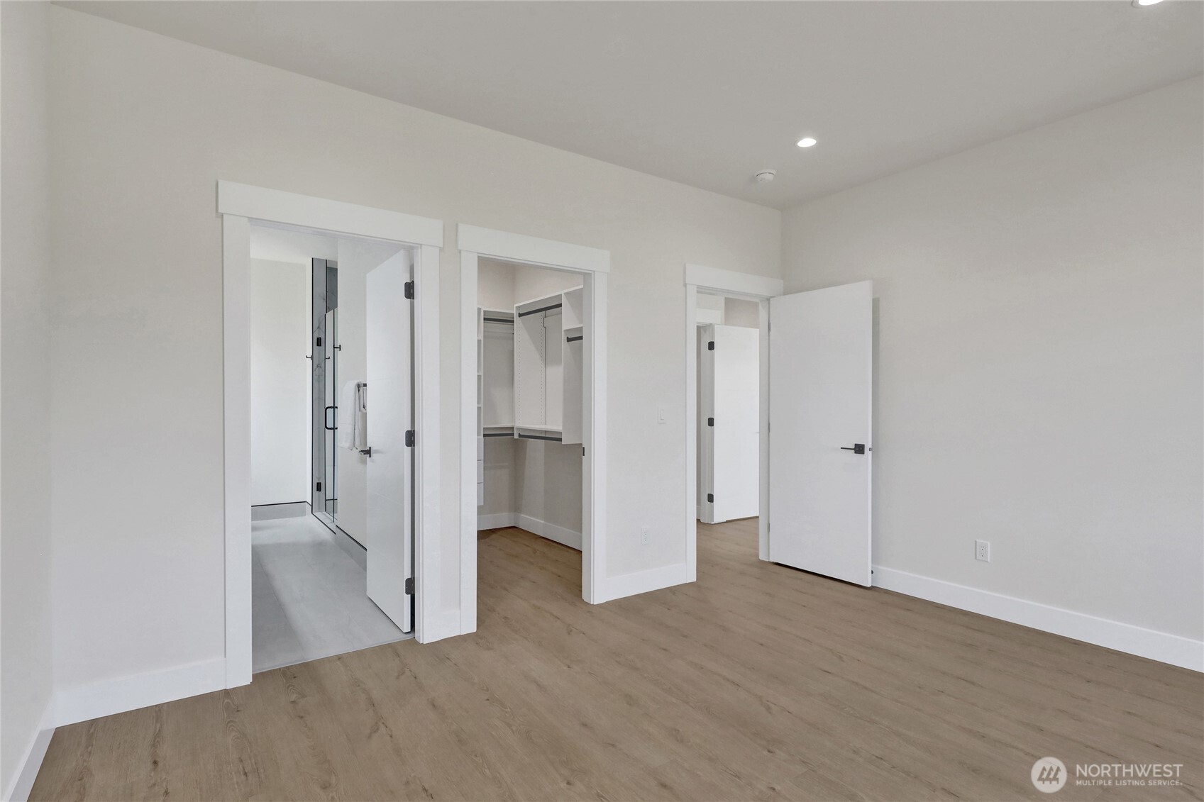 416 W 4th Street Property Photo 19