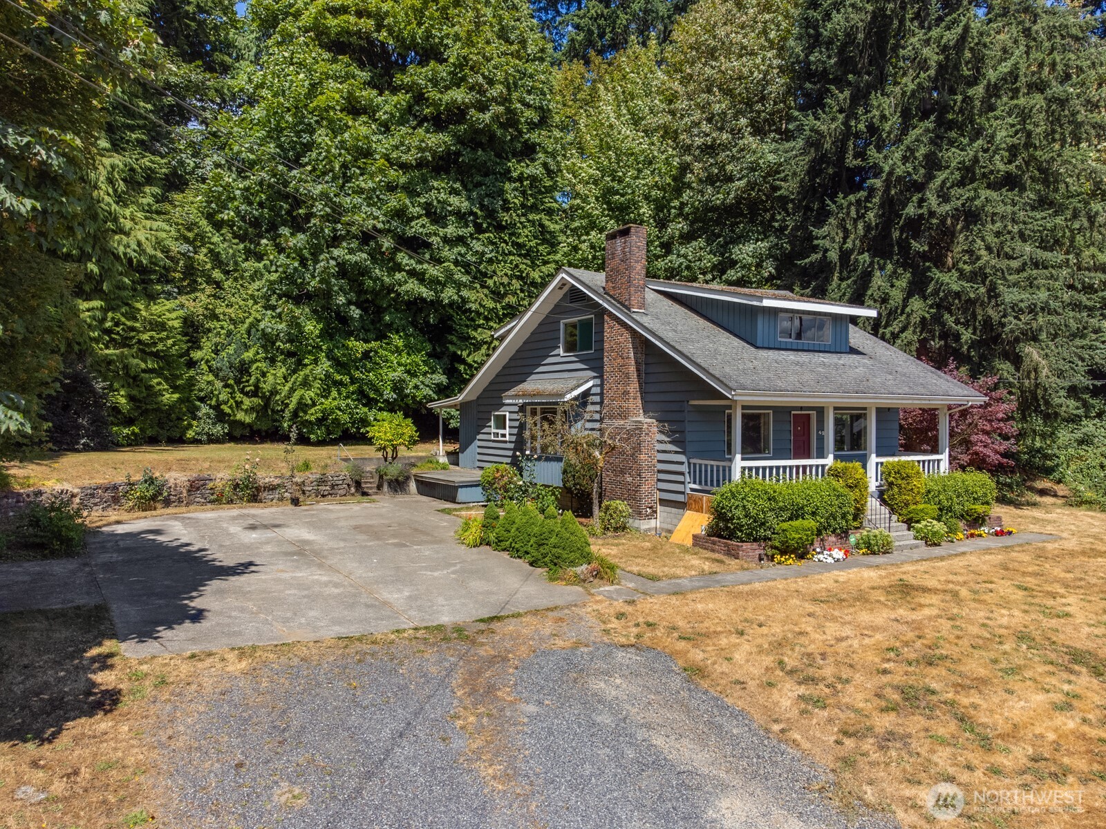 4210 Crescent Avenue Property Photo 6