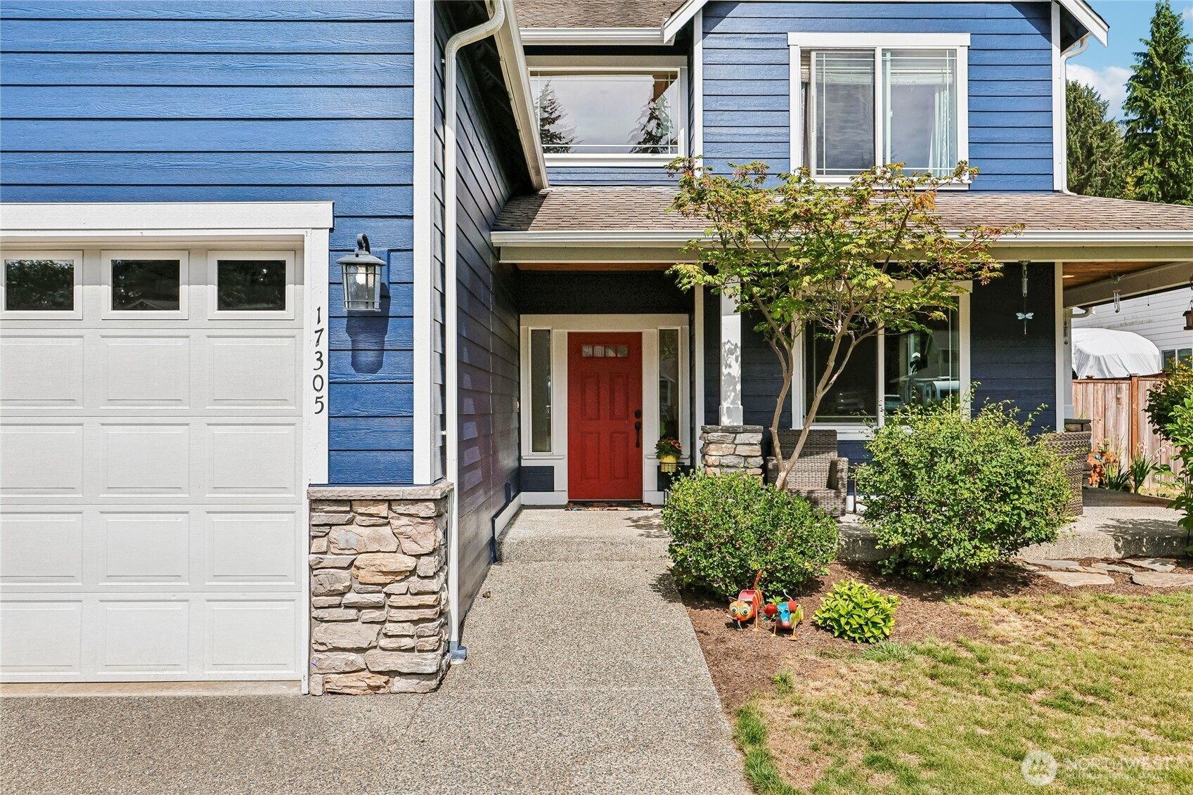 17305 130th Street Property Photo 3