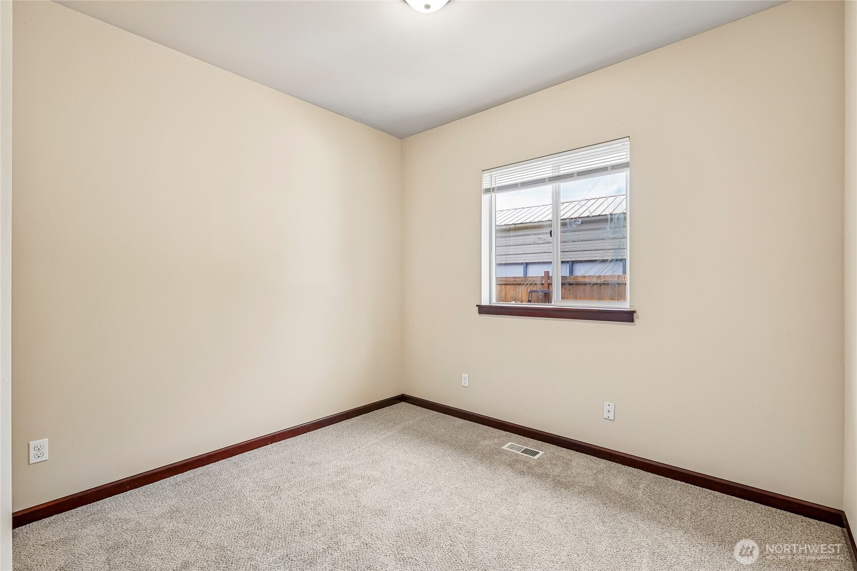 17305 130th Street Property Photo 15