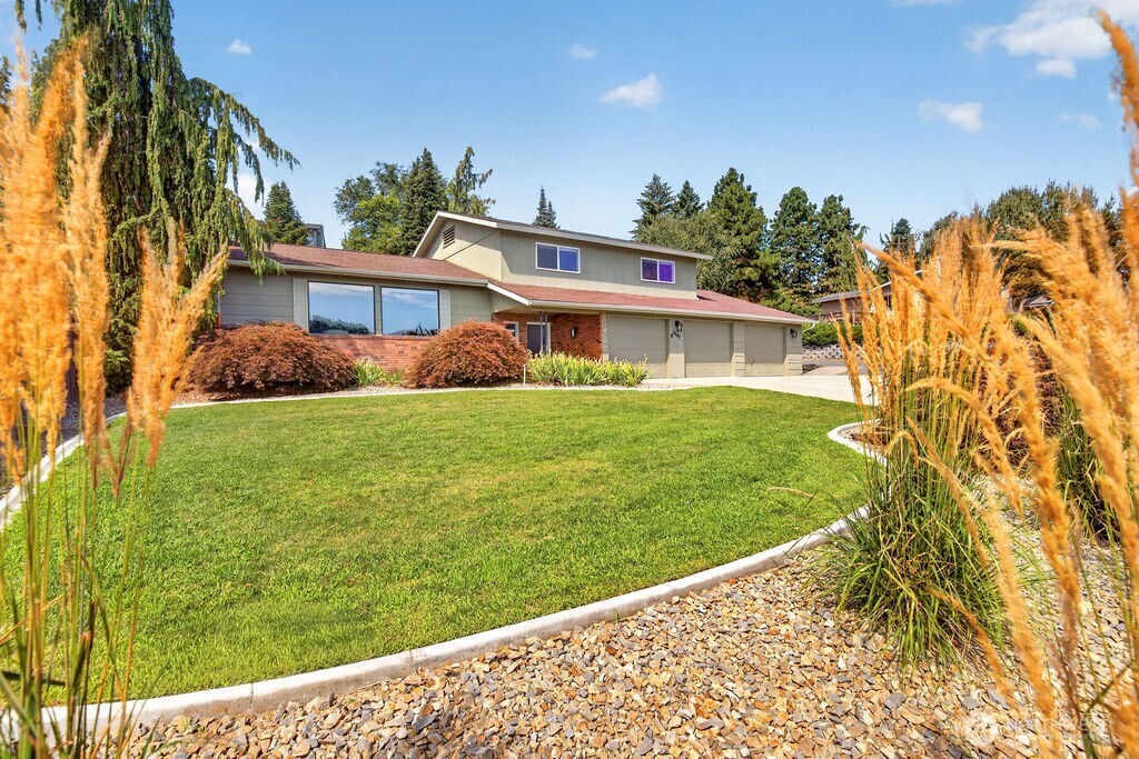 1607 Horselake Road Property Photo 4