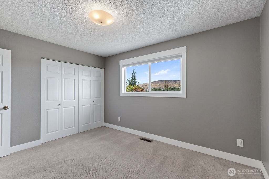 1607 Horselake Road Property Photo 21