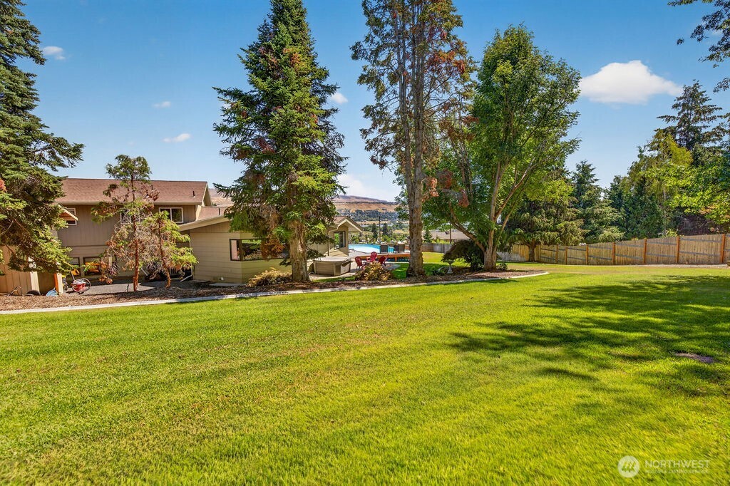 1607 Horselake Road Property Photo 33