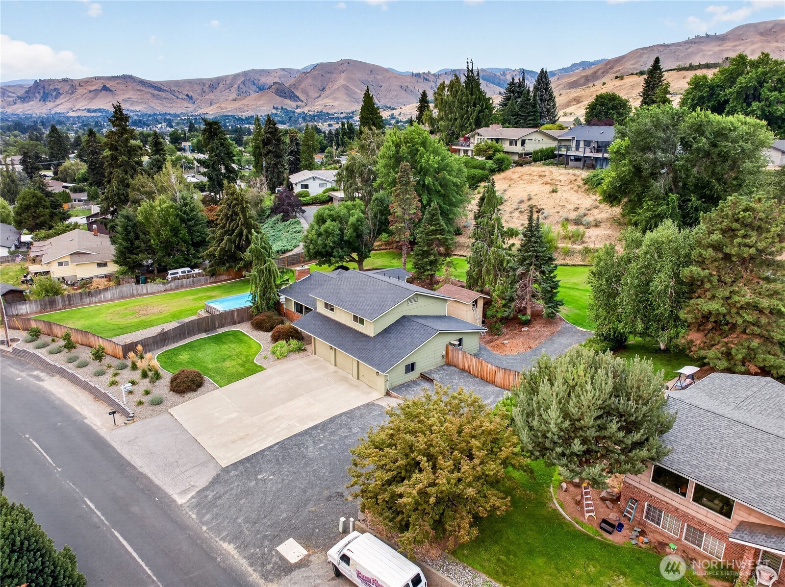 1607 Horselake Road Property Photo 39