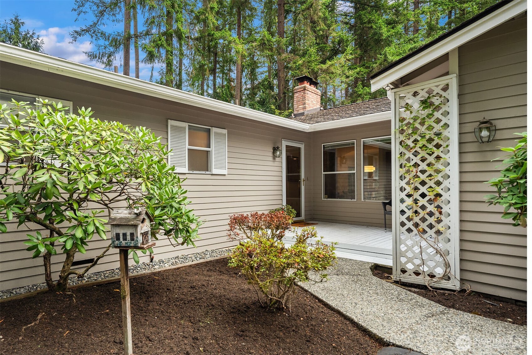15955 Avondale Road Property Photo 3