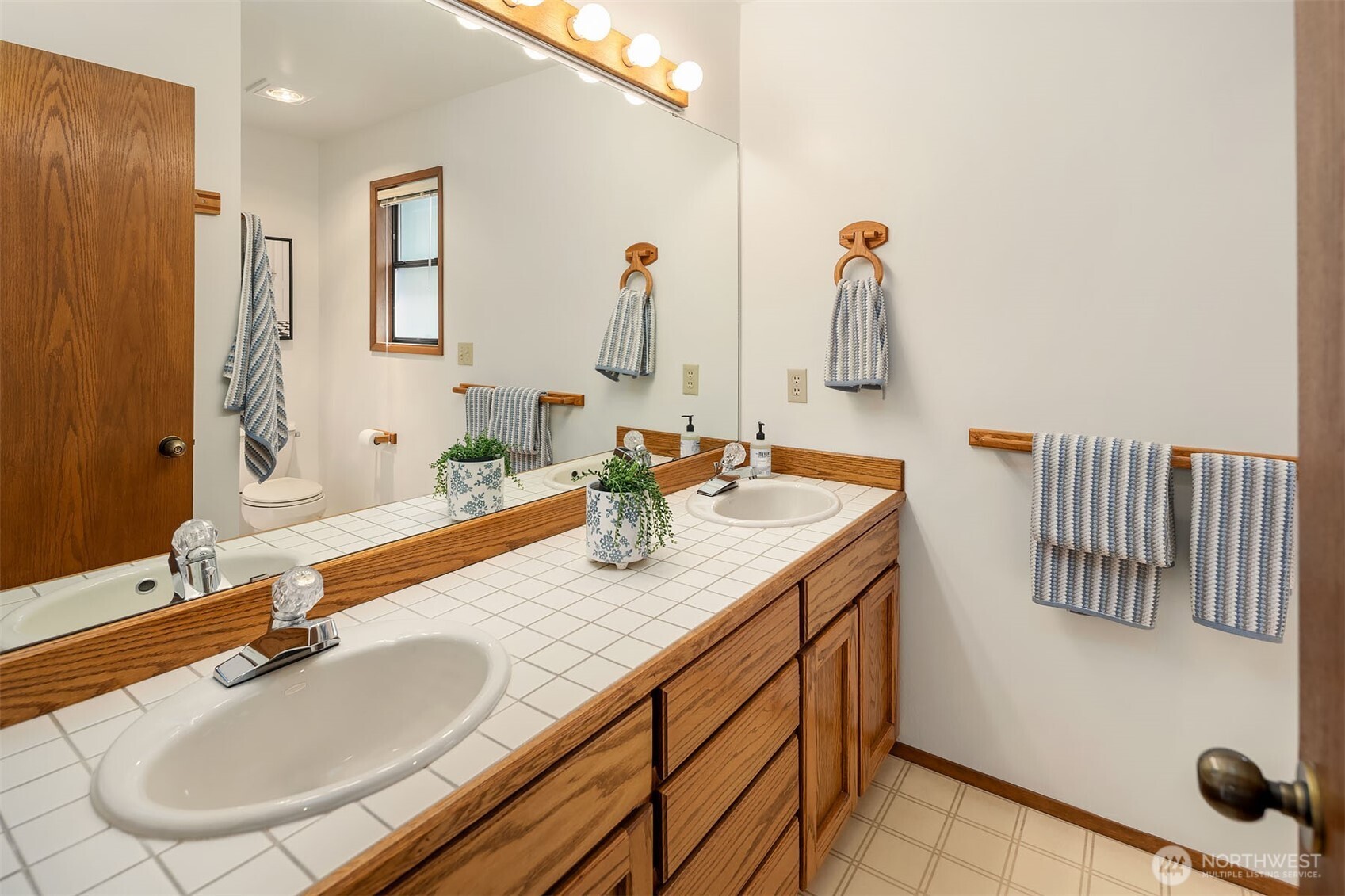 15955 Avondale Road Property Photo 22
