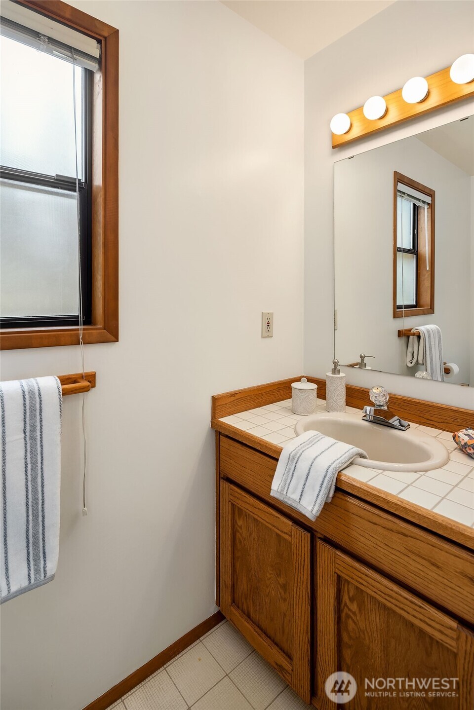 15955 Avondale Road Property Photo 24