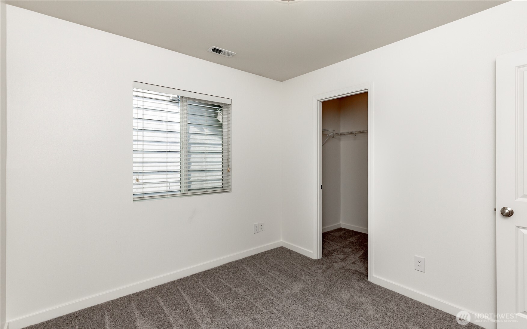 4012 62nd Ave Court Property Photo 16