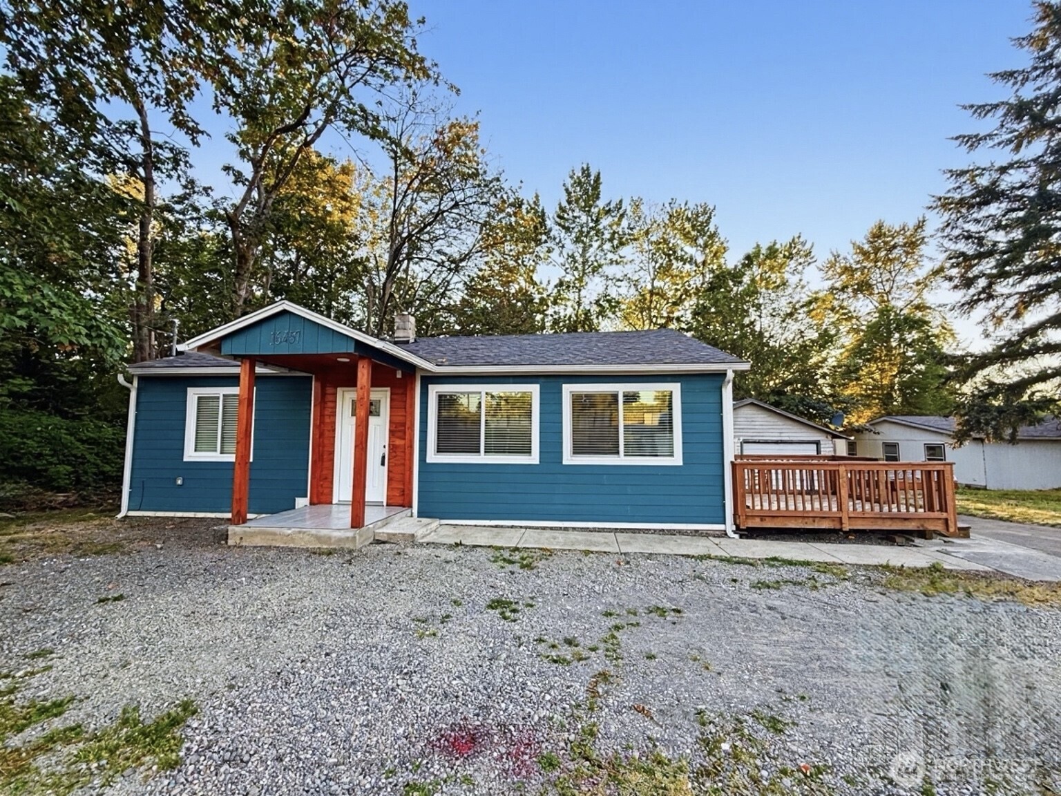 16457 113th Avenue Property Photo 3