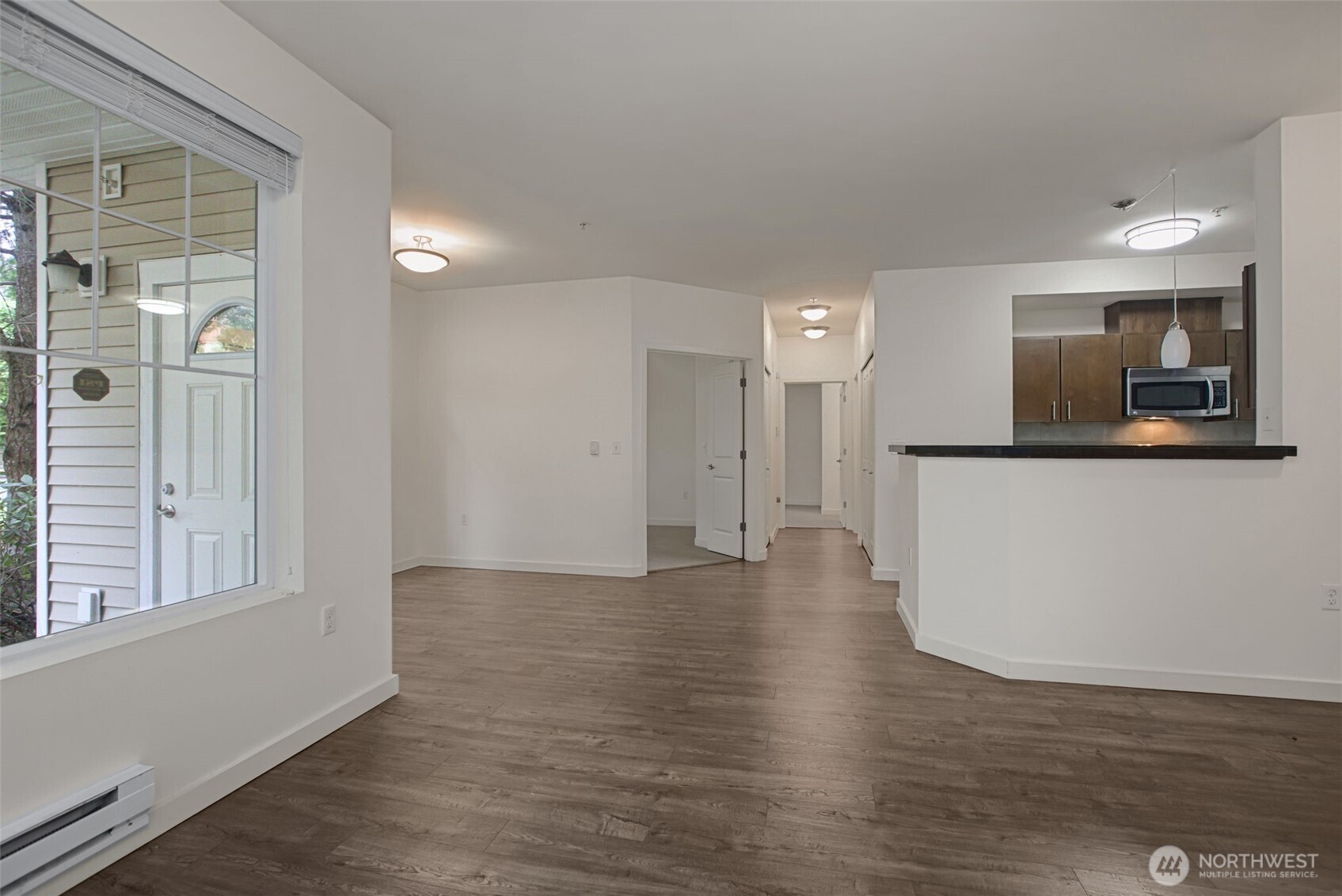 21055 40th Place F1 Property Photo 15