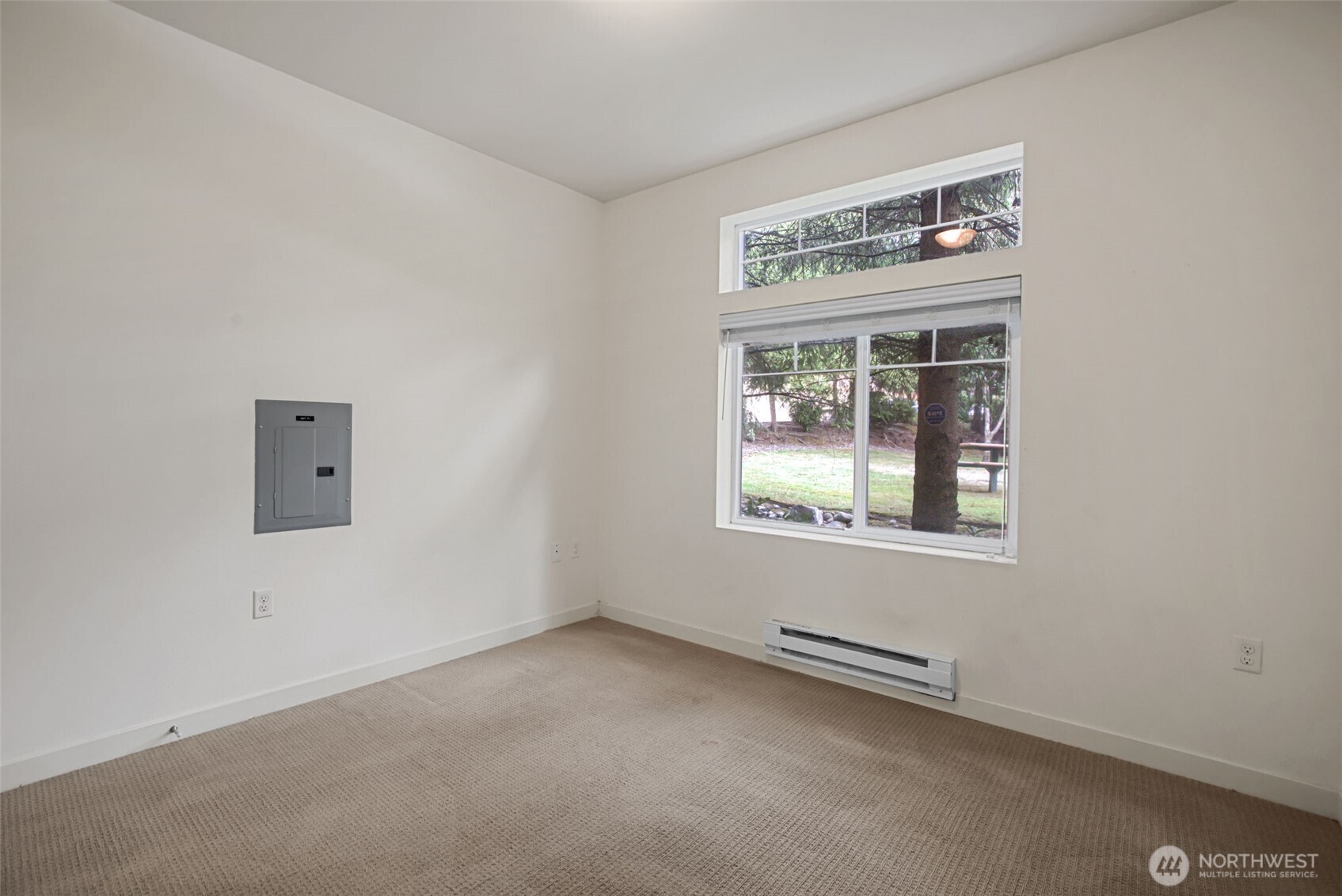 21055 40th Place F1 Property Photo 28