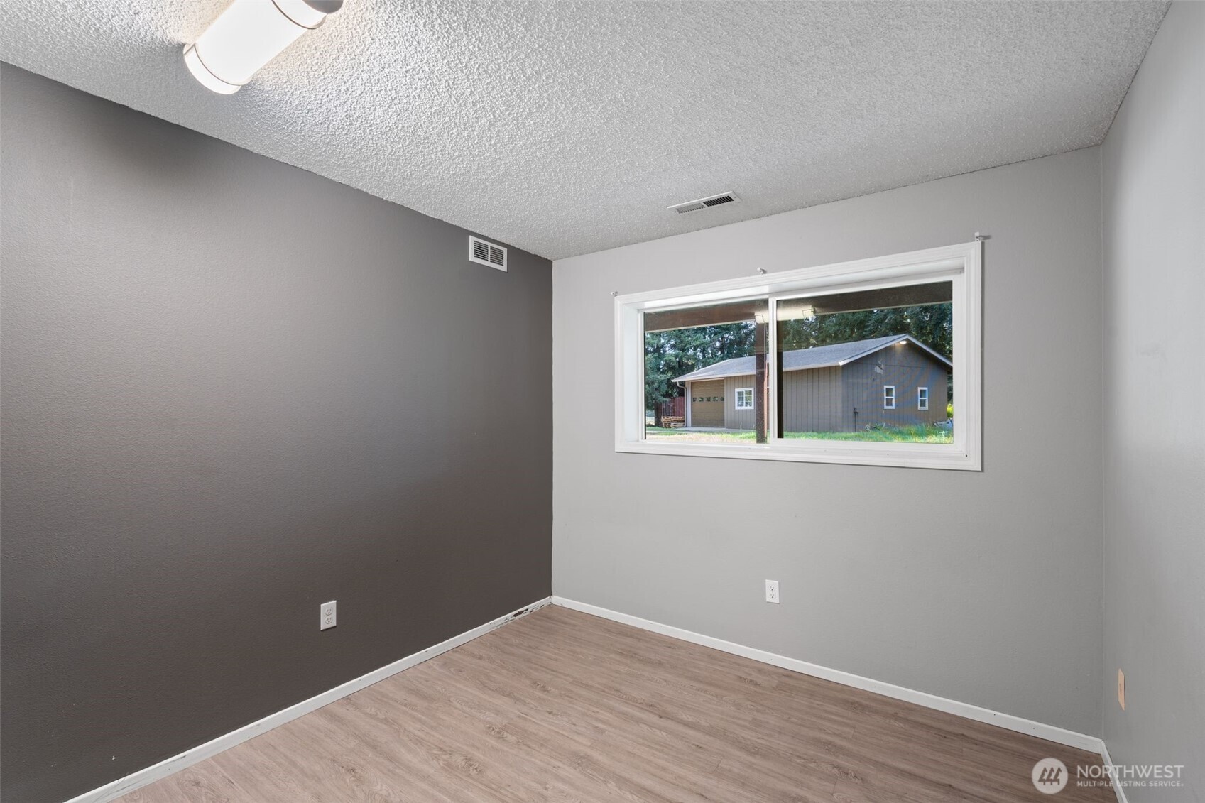 15711 Ne 117th Court Property Photo 28