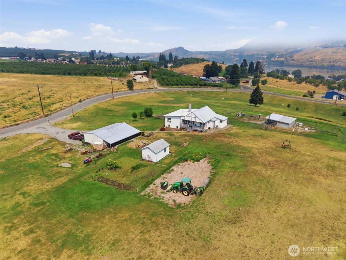 1638 Green Avenue Property Photo 30