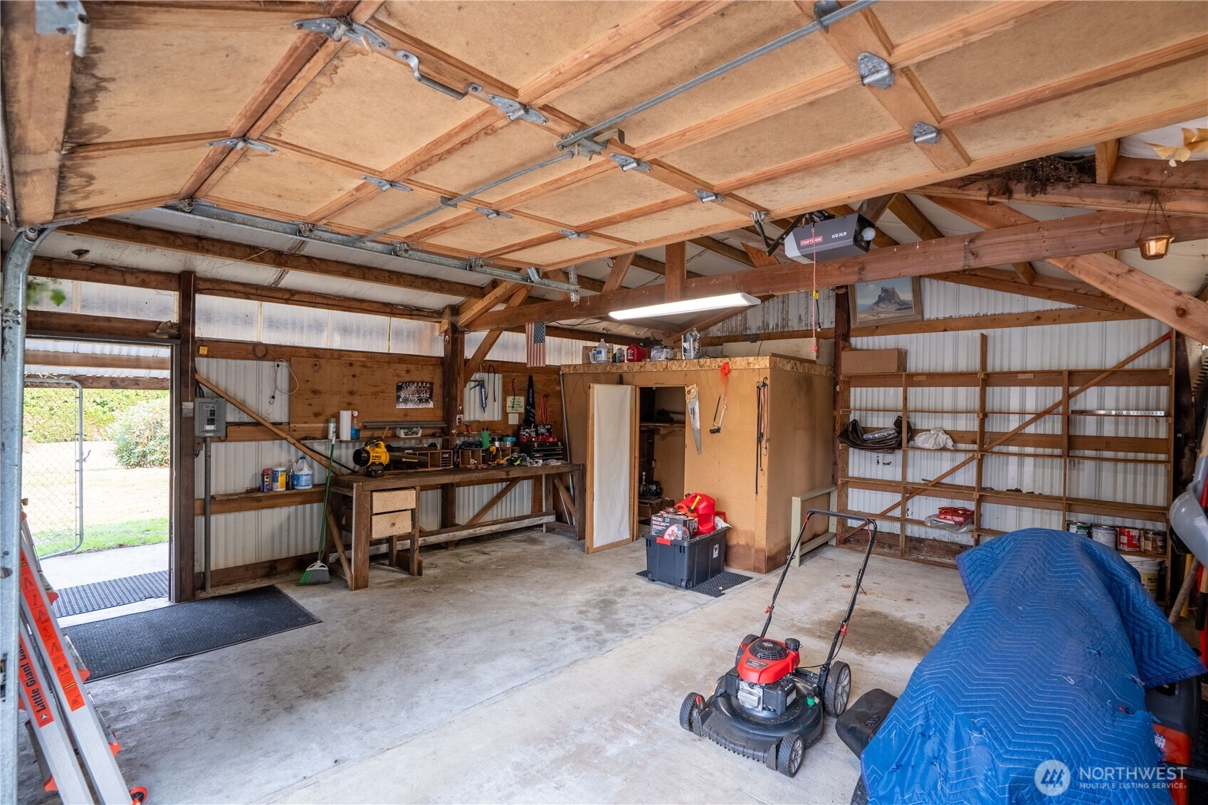 7396 N Enterprise Road Property Photo 9