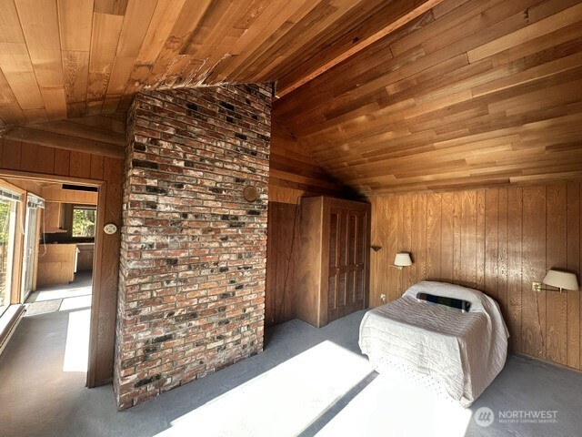 240 Old Midden Lane Property Photo 14