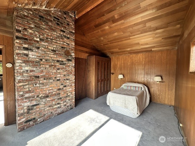 240 Old Midden Lane Property Photo 15