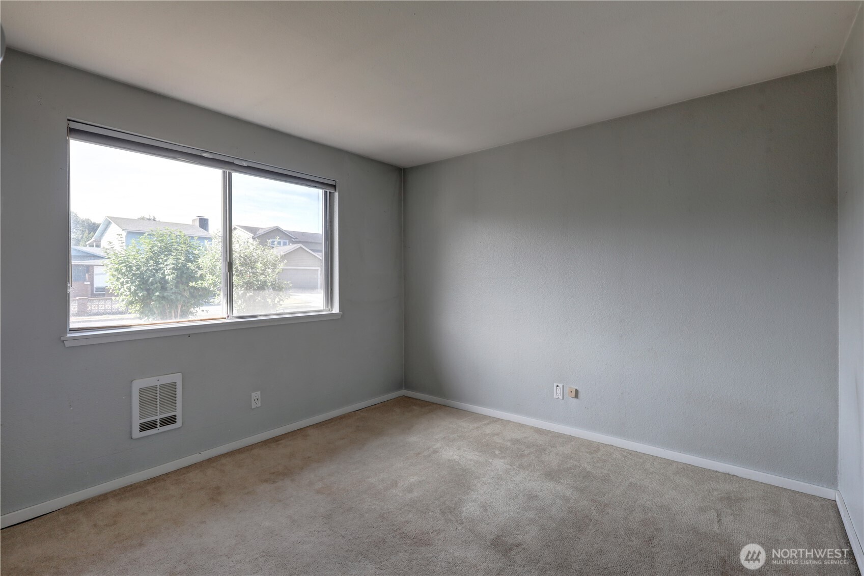 1705 19th Dr Property Photo 6