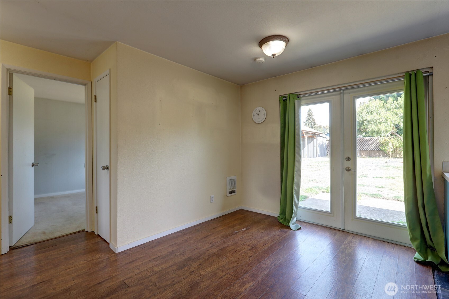 1705 19th Dr Property Photo 8