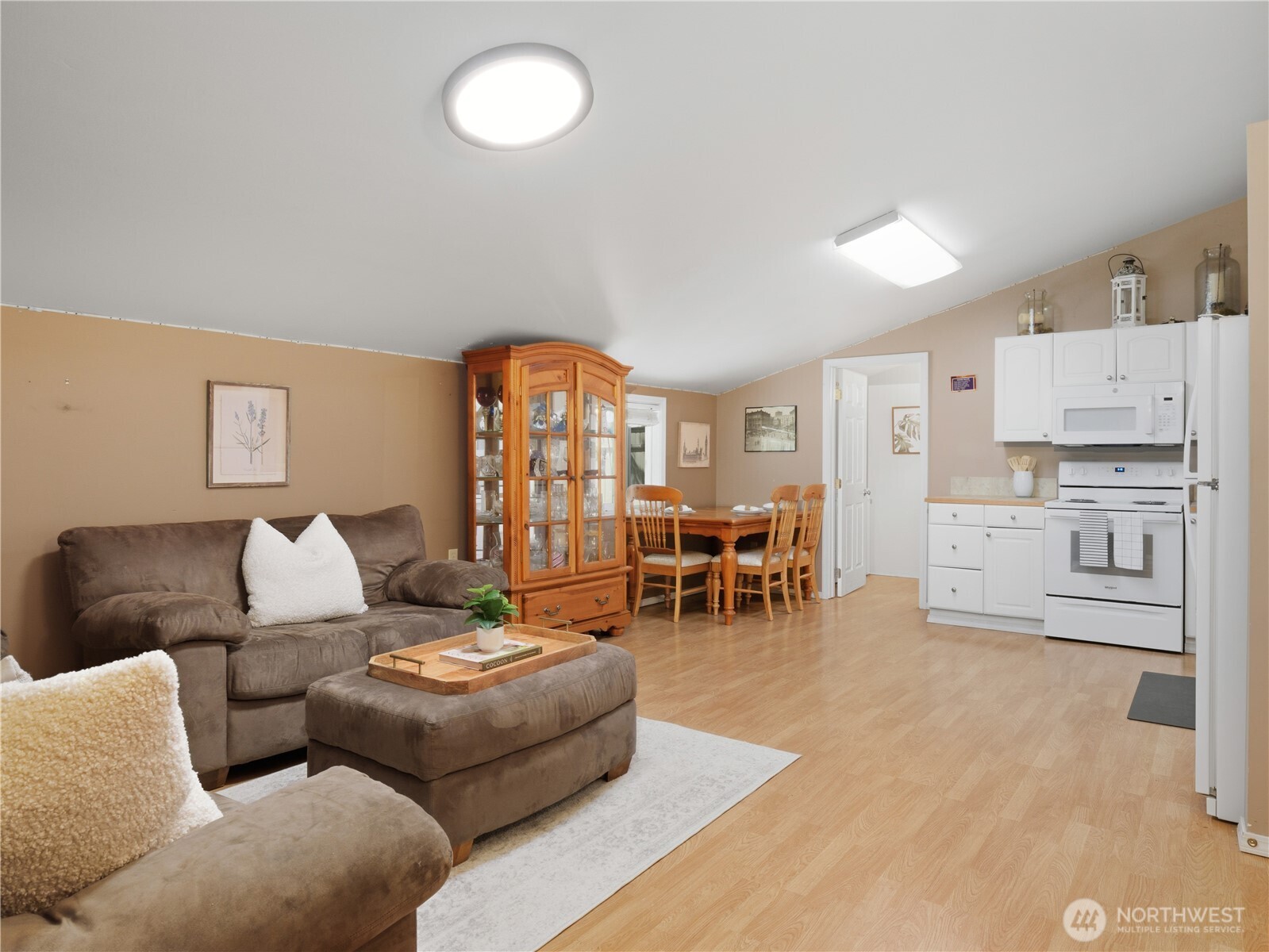 431 S Davies Road Property Photo 26