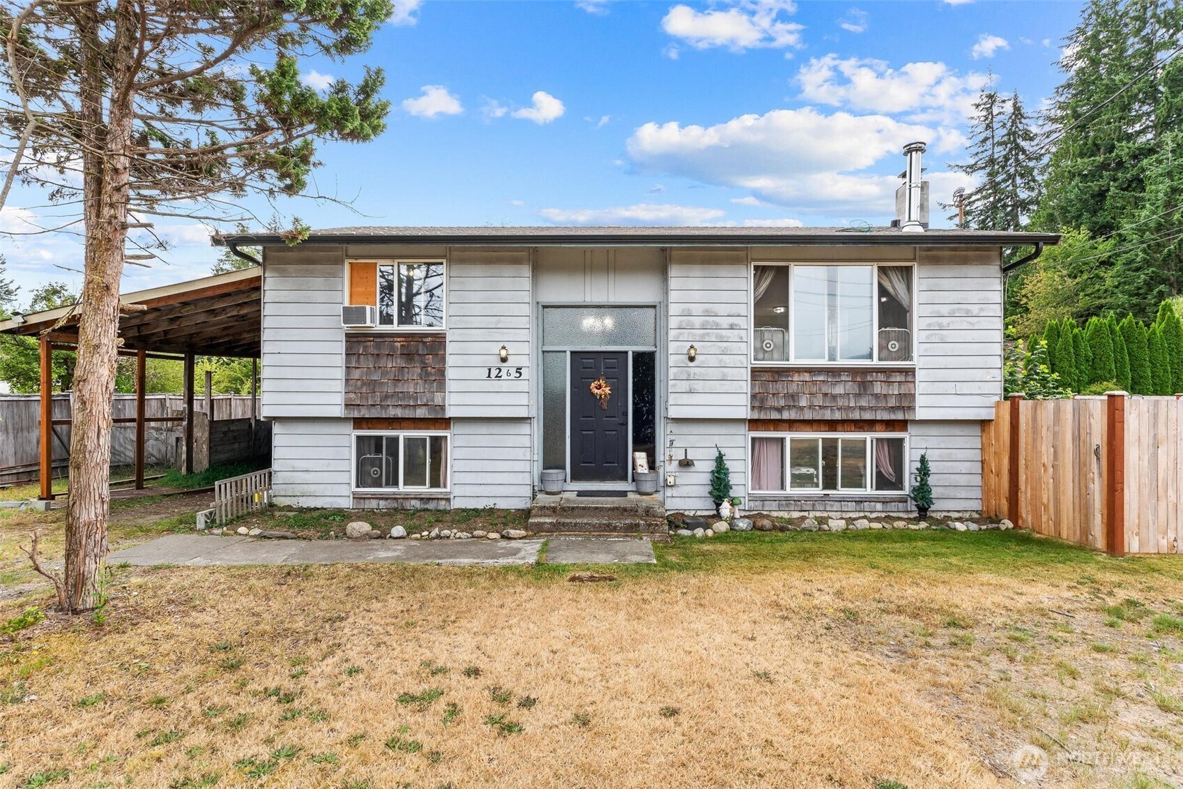 1265 Cascade Street Property Photo 1