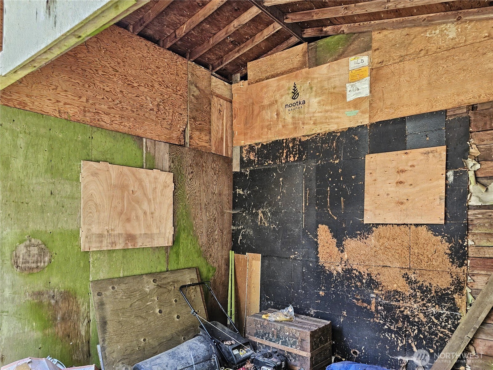 310 Washington Street Property Photo 13