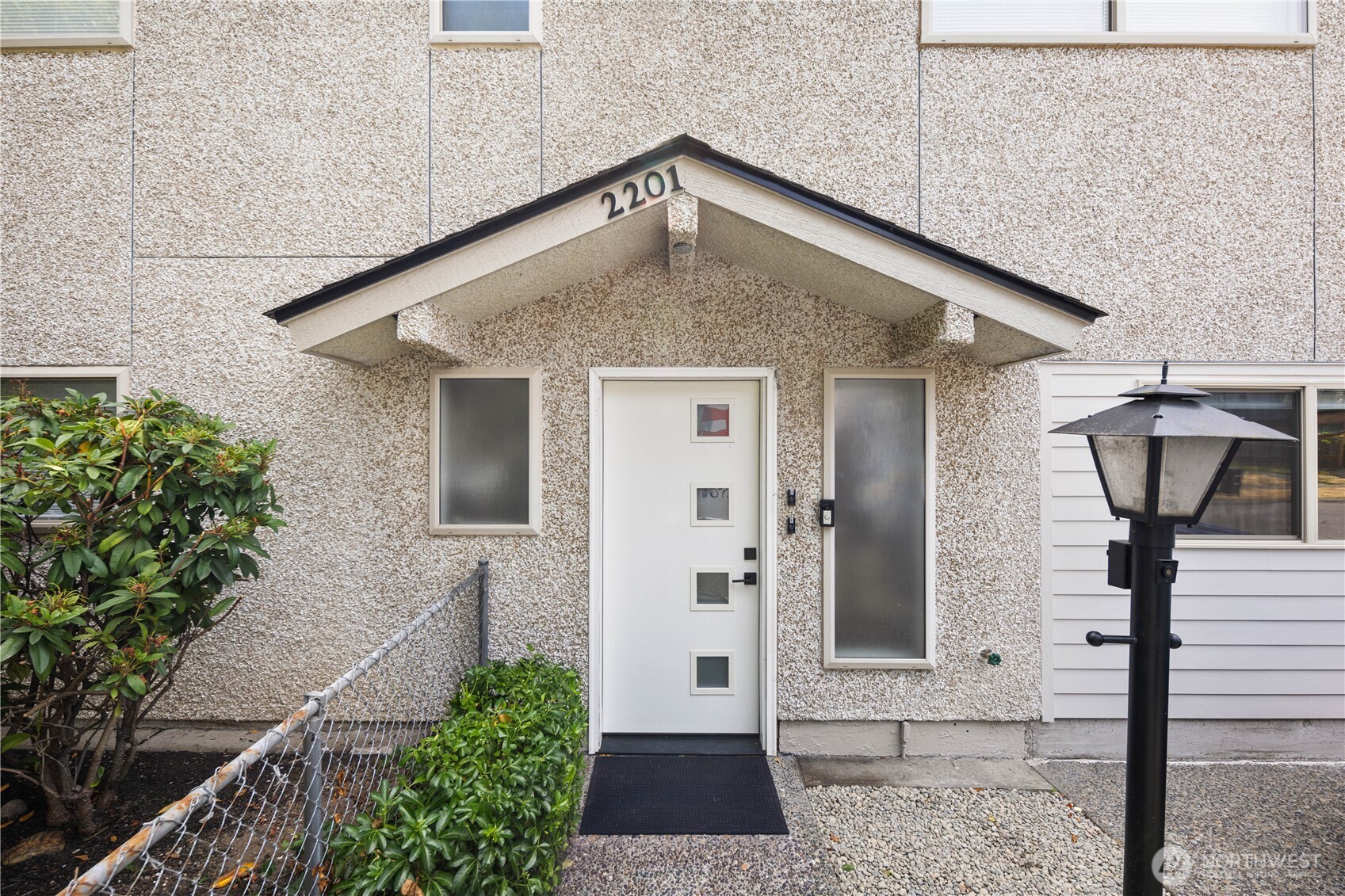 2201 Nw 64th Street D Property Photo 4