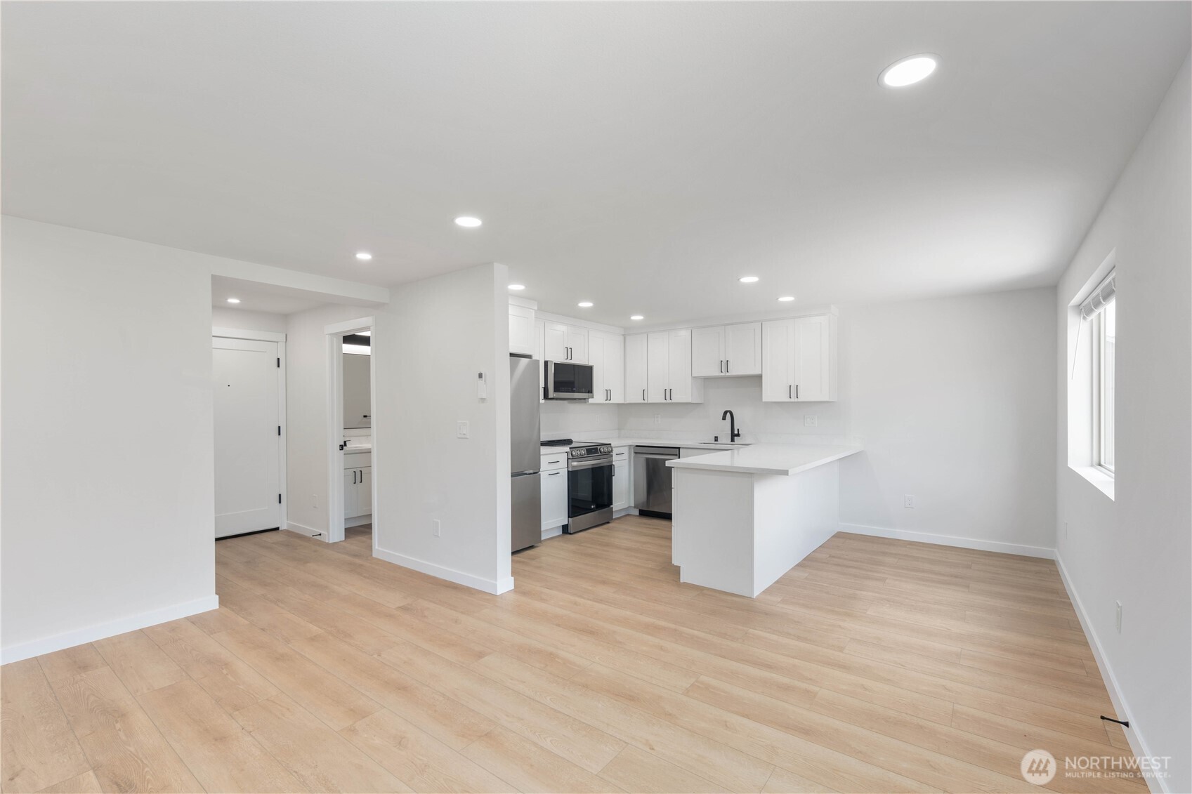 2201 Nw 64th Street D Property Photo 10