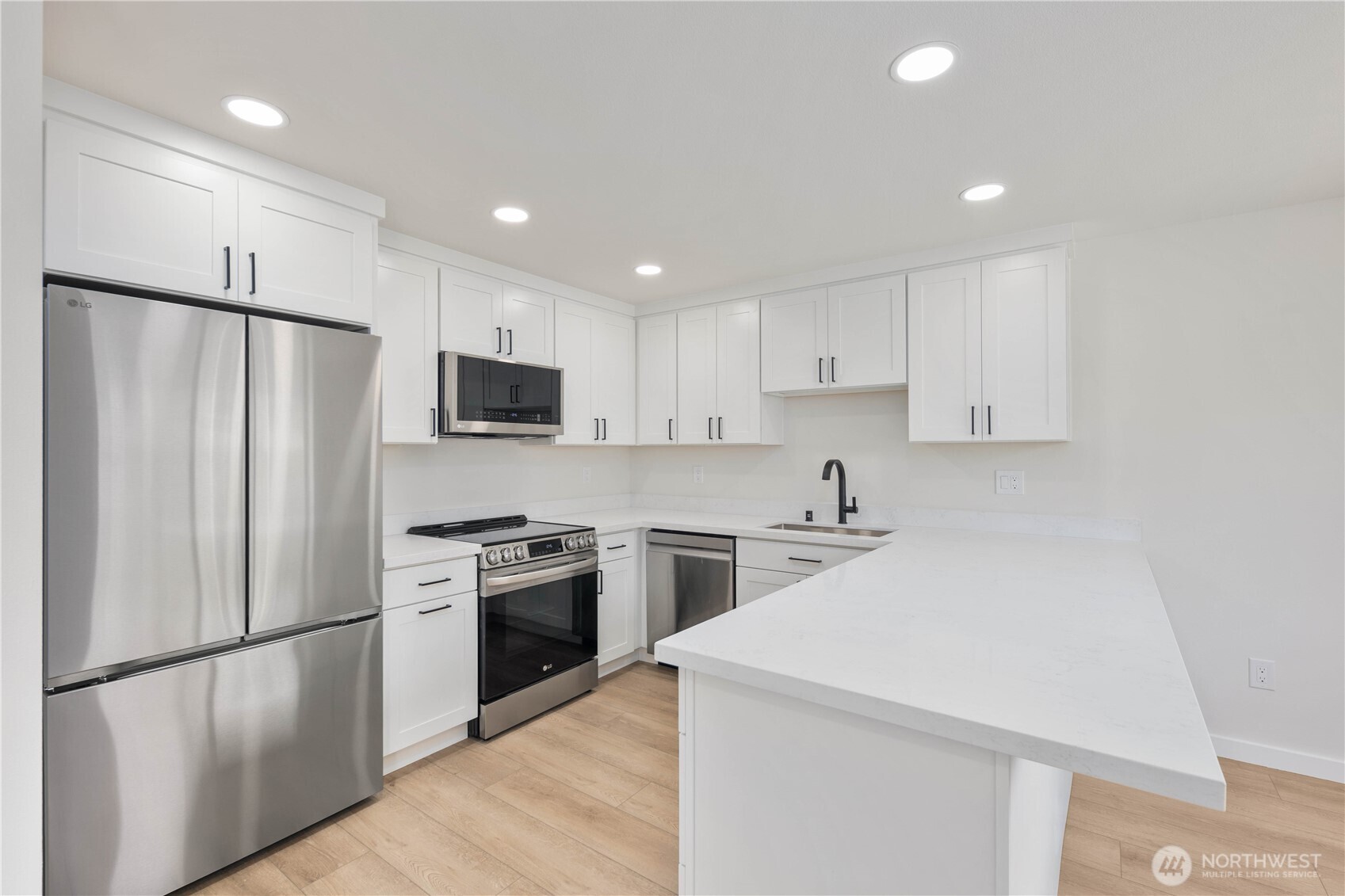 2201 Nw 64th Street D Property Photo 11