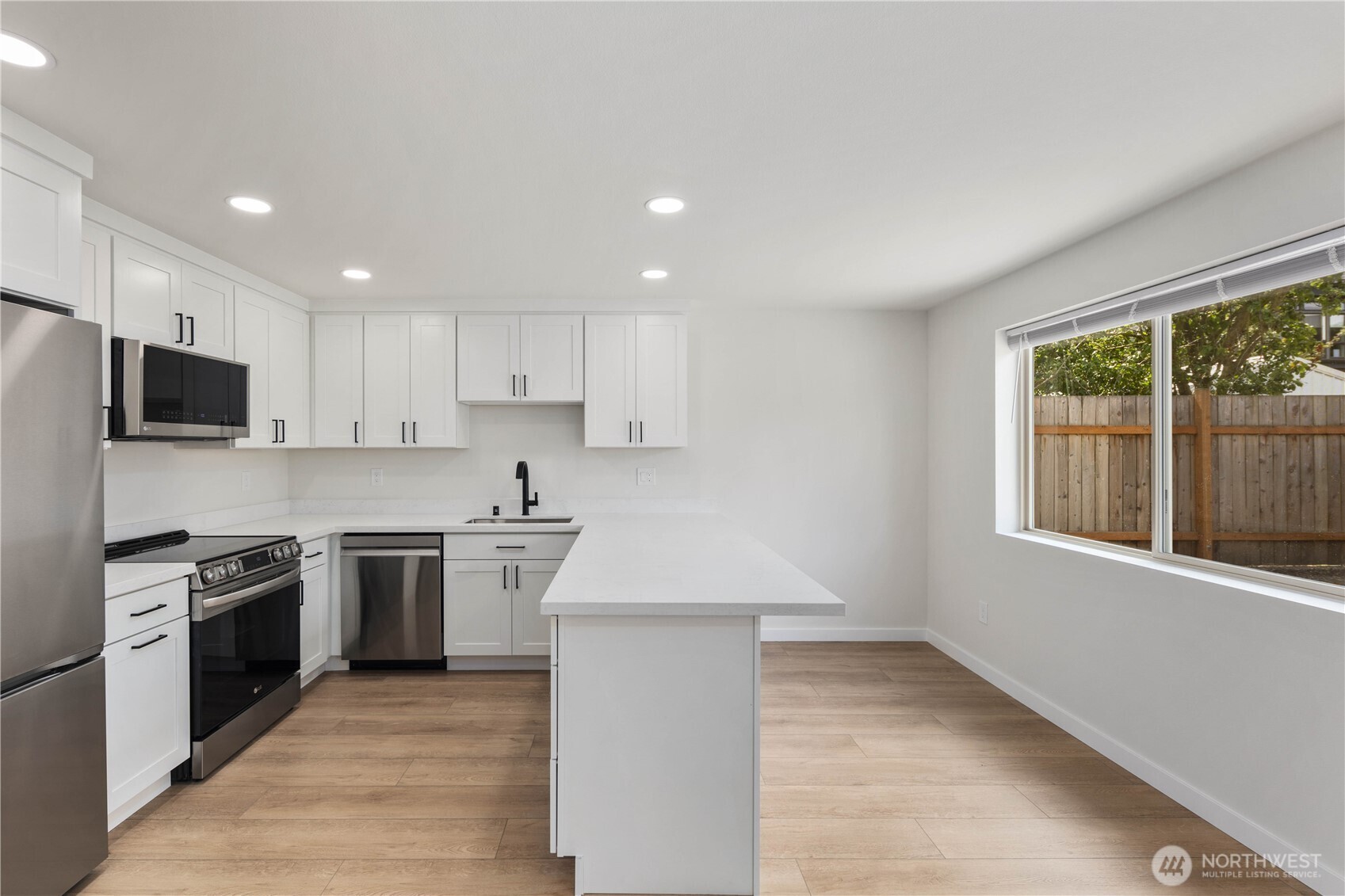 2201 Nw 64th Street D Property Photo 12