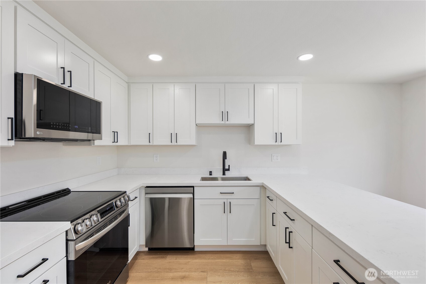 2201 Nw 64th Street D Property Photo 13