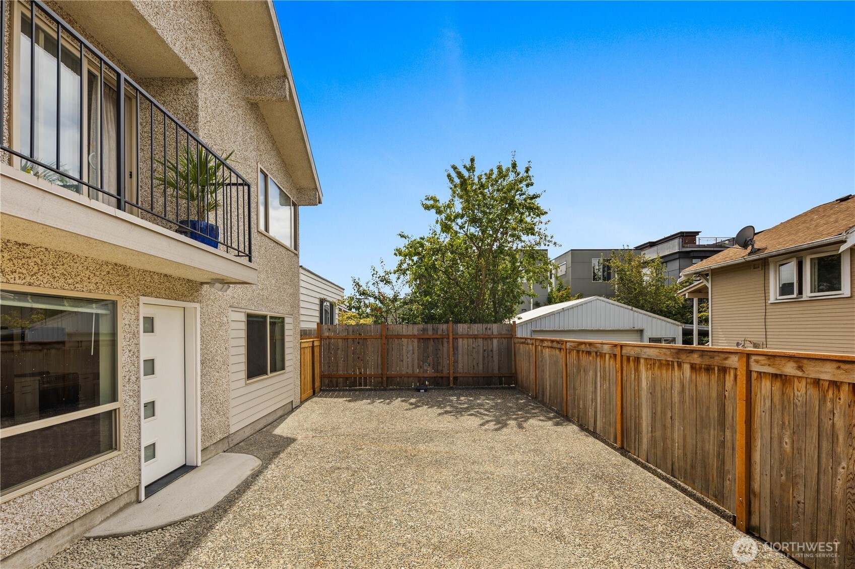 2201 Nw 64th Street D Property Photo 30