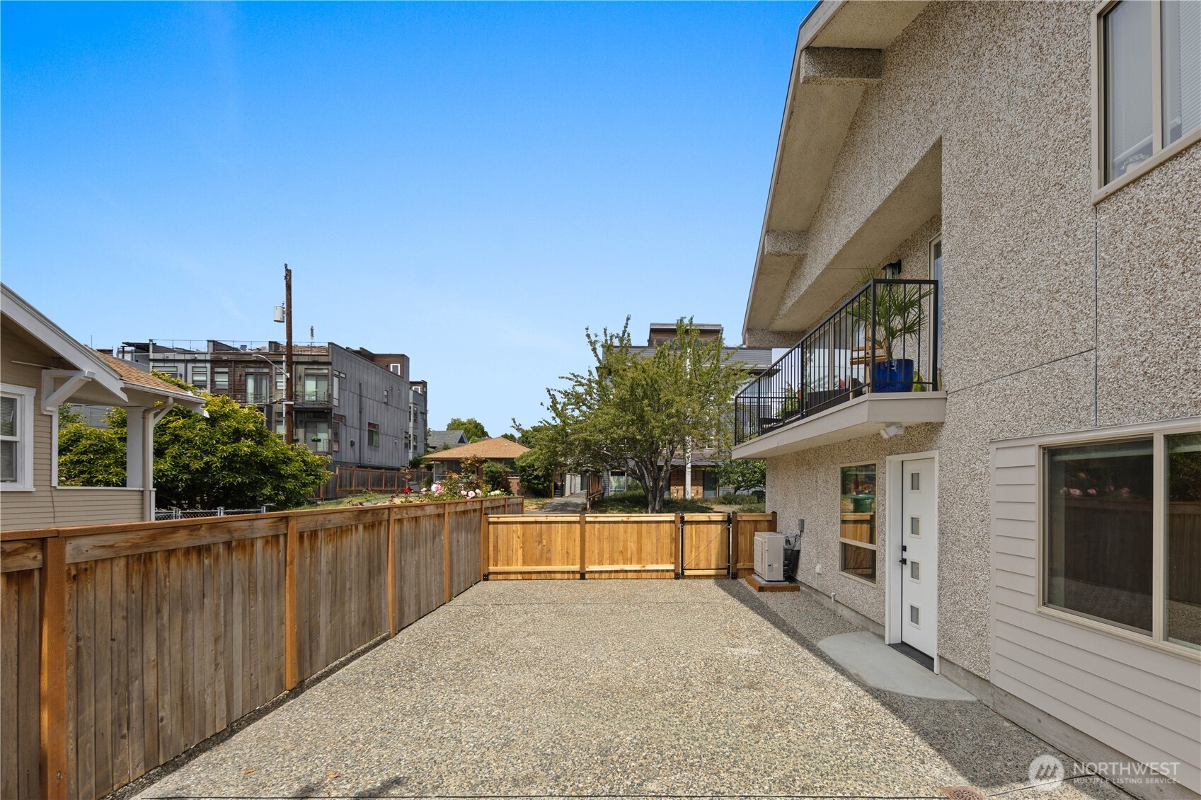 2201 Nw 64th Street D Property Photo 32