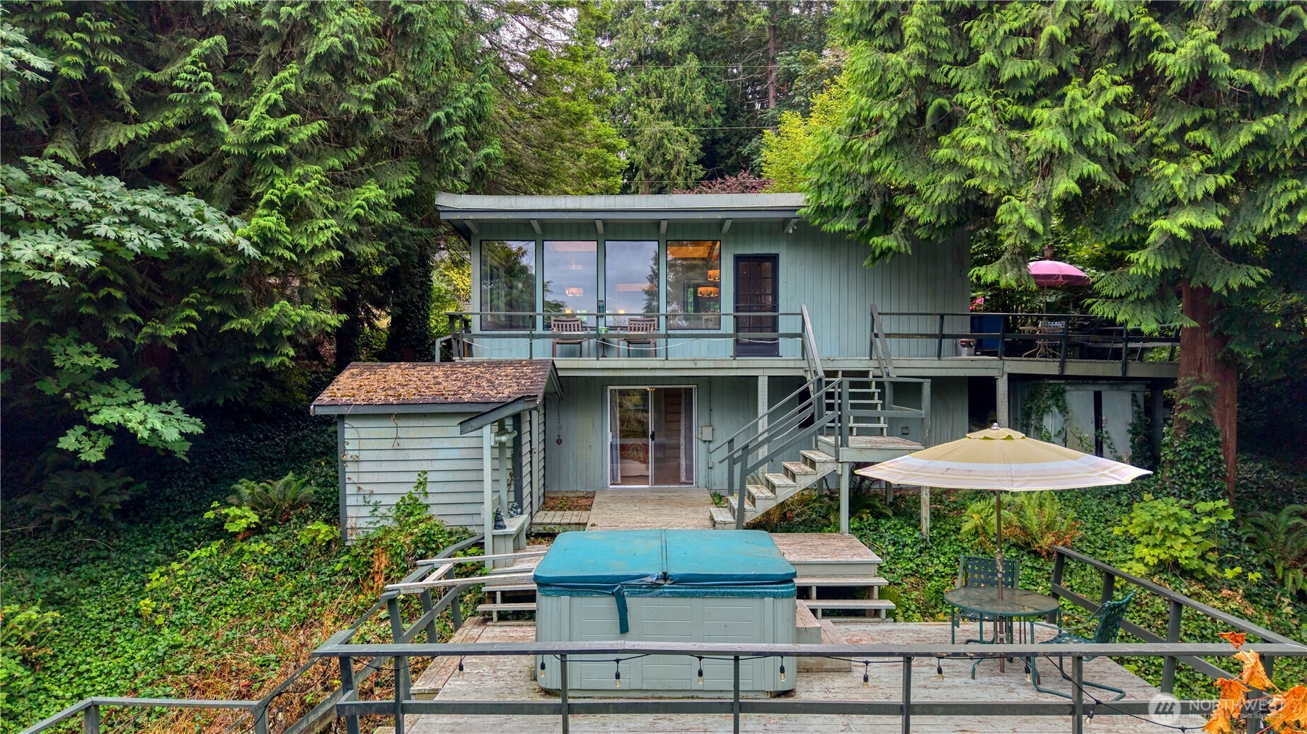 1788 Cliff Road Property Photo 1