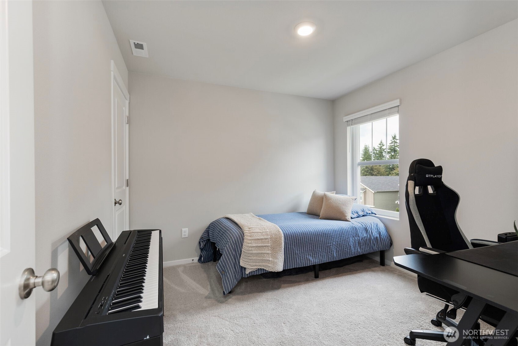 1607 Ne Calavista Street Property Photo 23