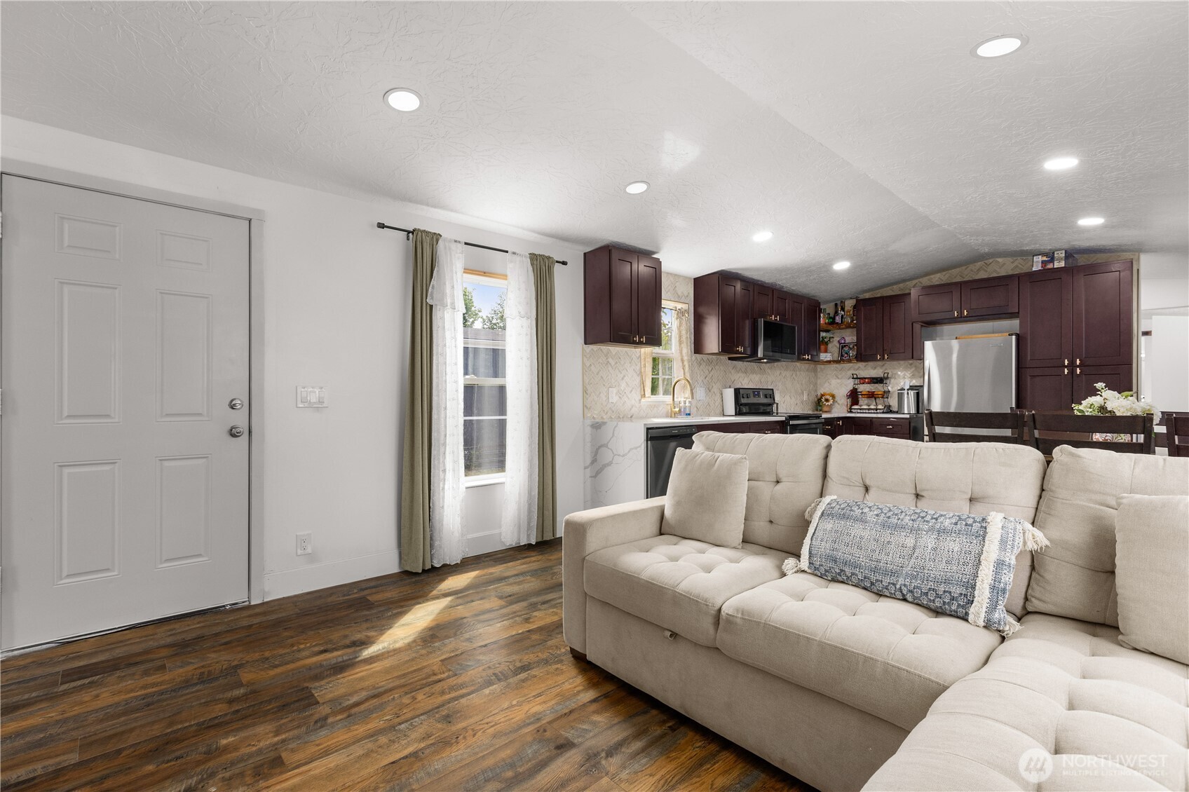 13708 108th Street Ct 4 Property Photo 8