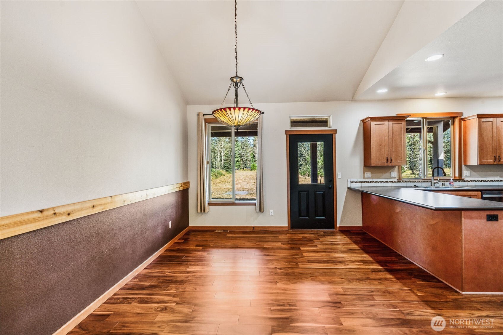 212 156th Lane Property Photo 4