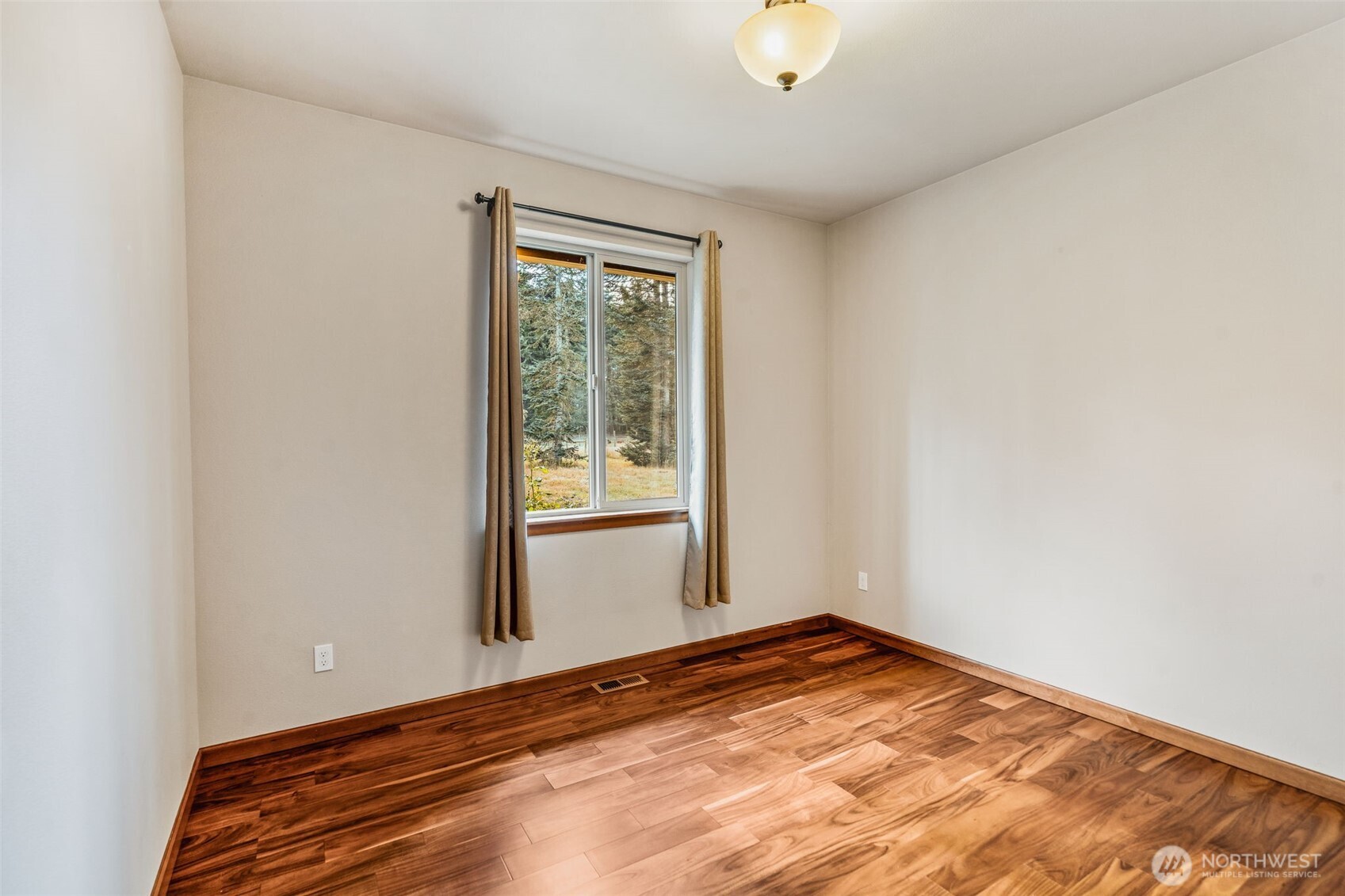 212 156th Lane Property Photo 14