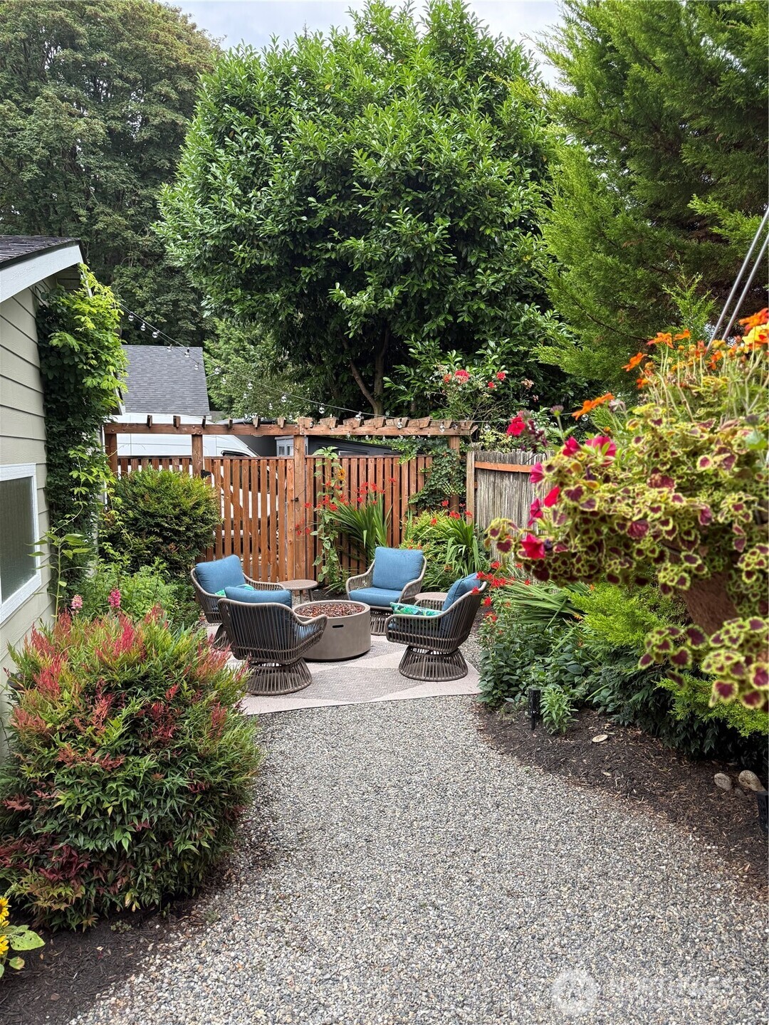 2824 Galloway Street Property Photo 5