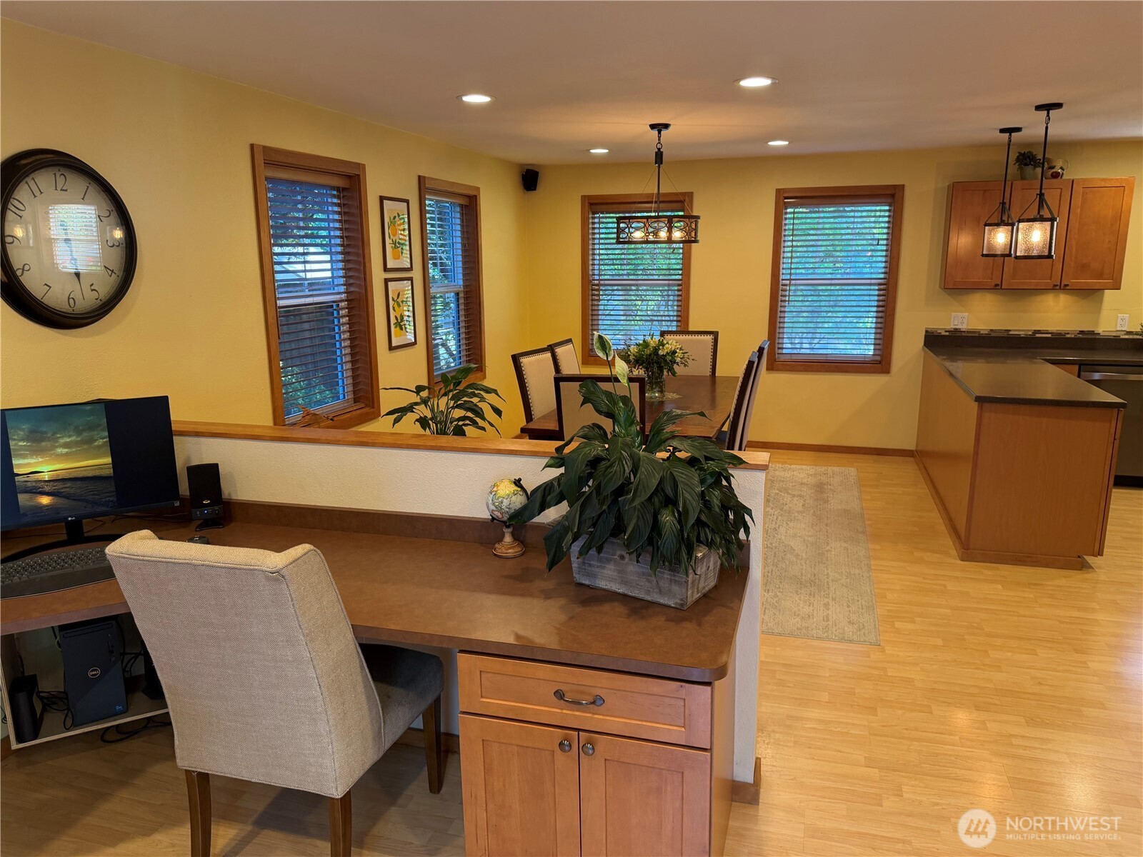 2824 Galloway Street Property Photo 8
