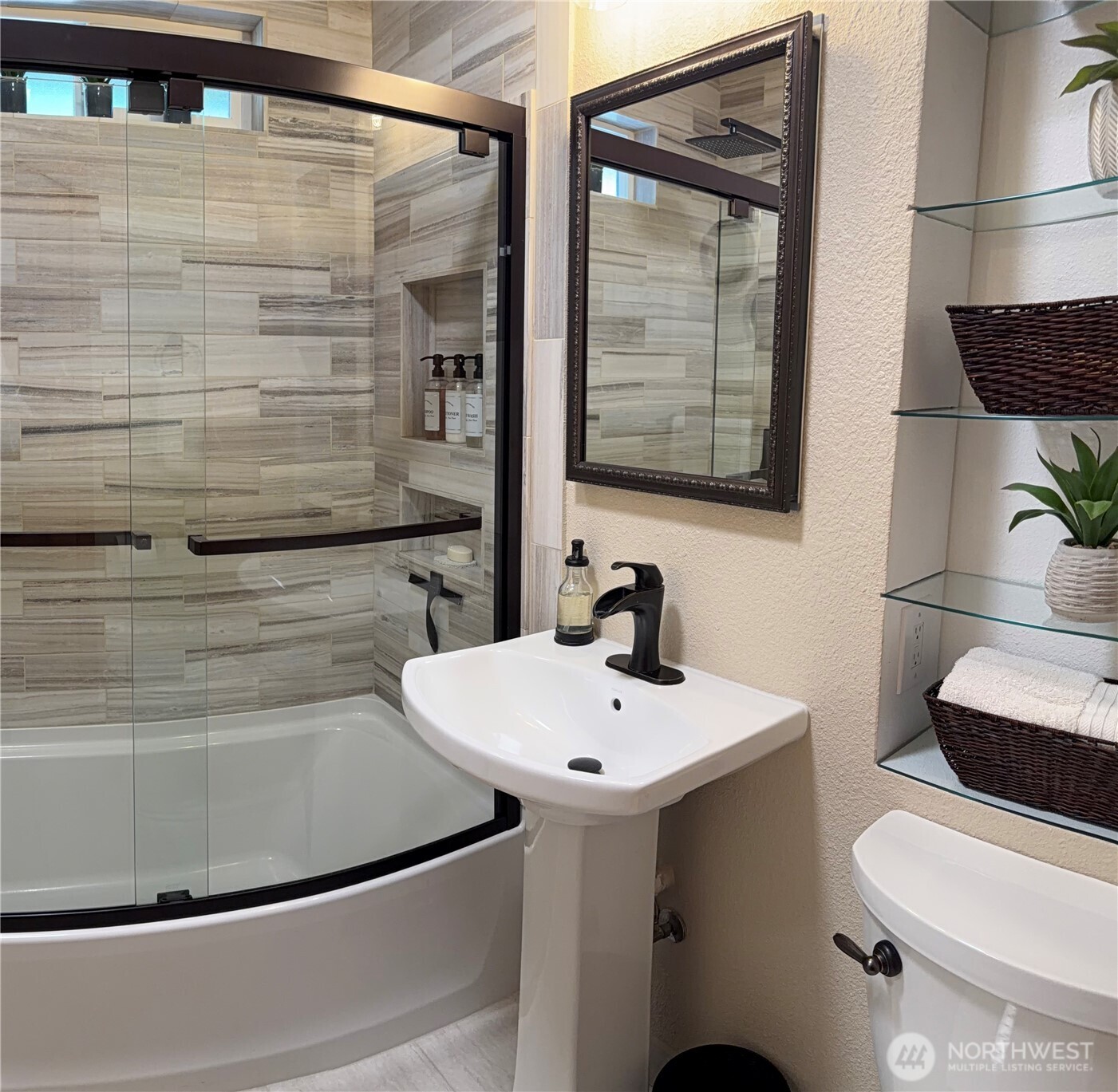 2824 Galloway Street Property Photo 15