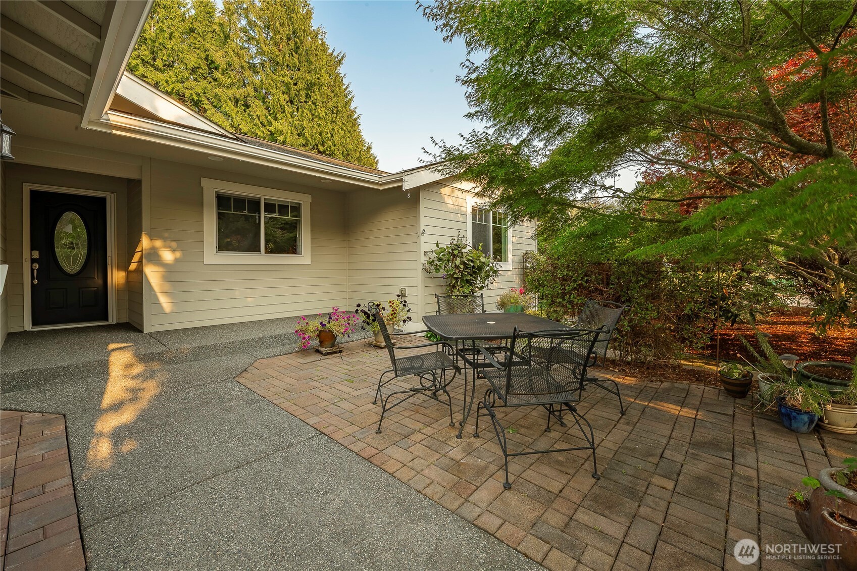 8204 Skeena Way Property Photo 3