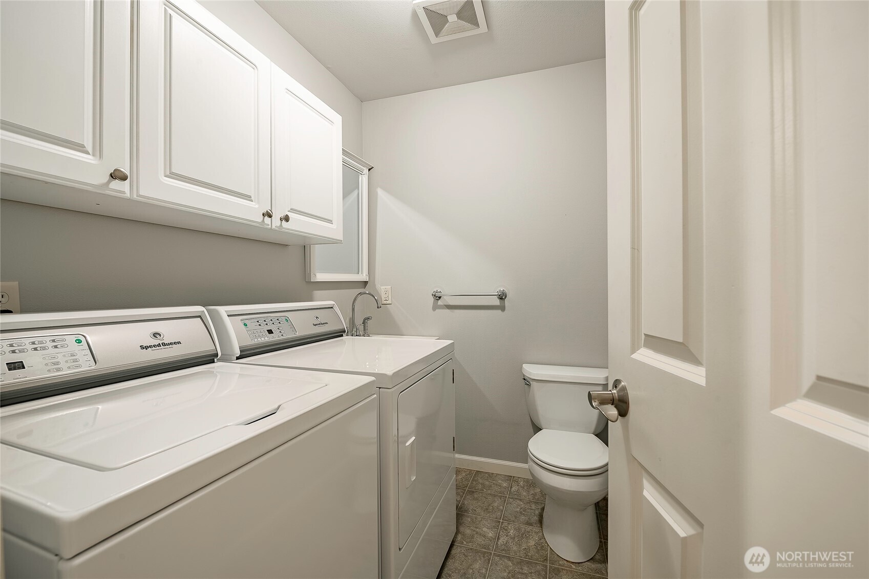 8204 Skeena Way Property Photo 28