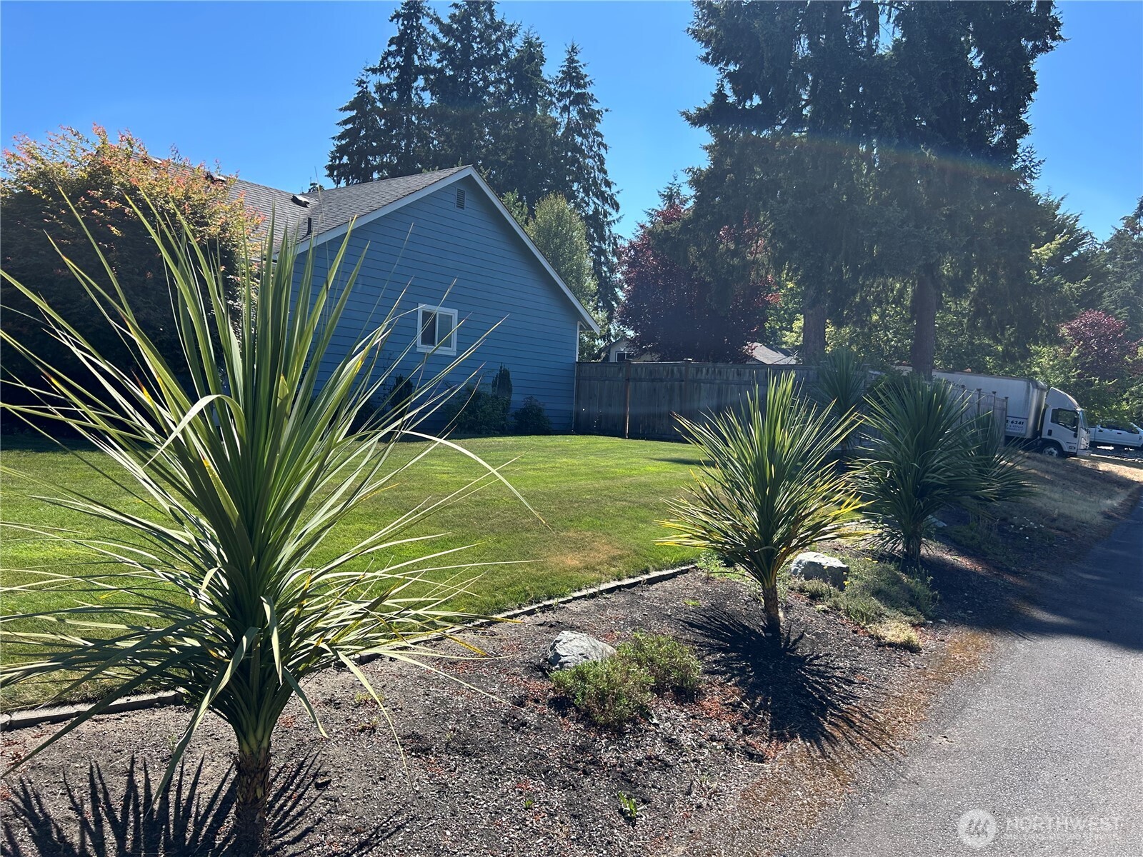 20810 80th Ave Ct E Property Photo 3
