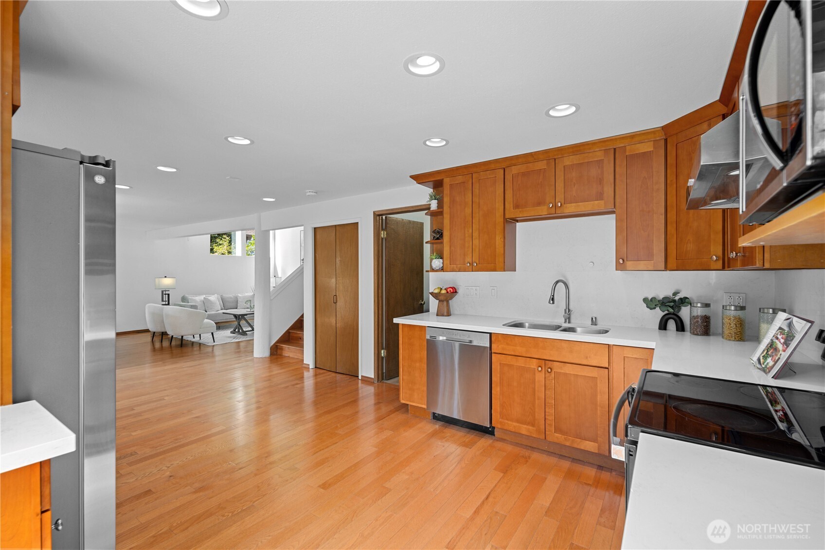 6318 156th Place Property Photo 13
