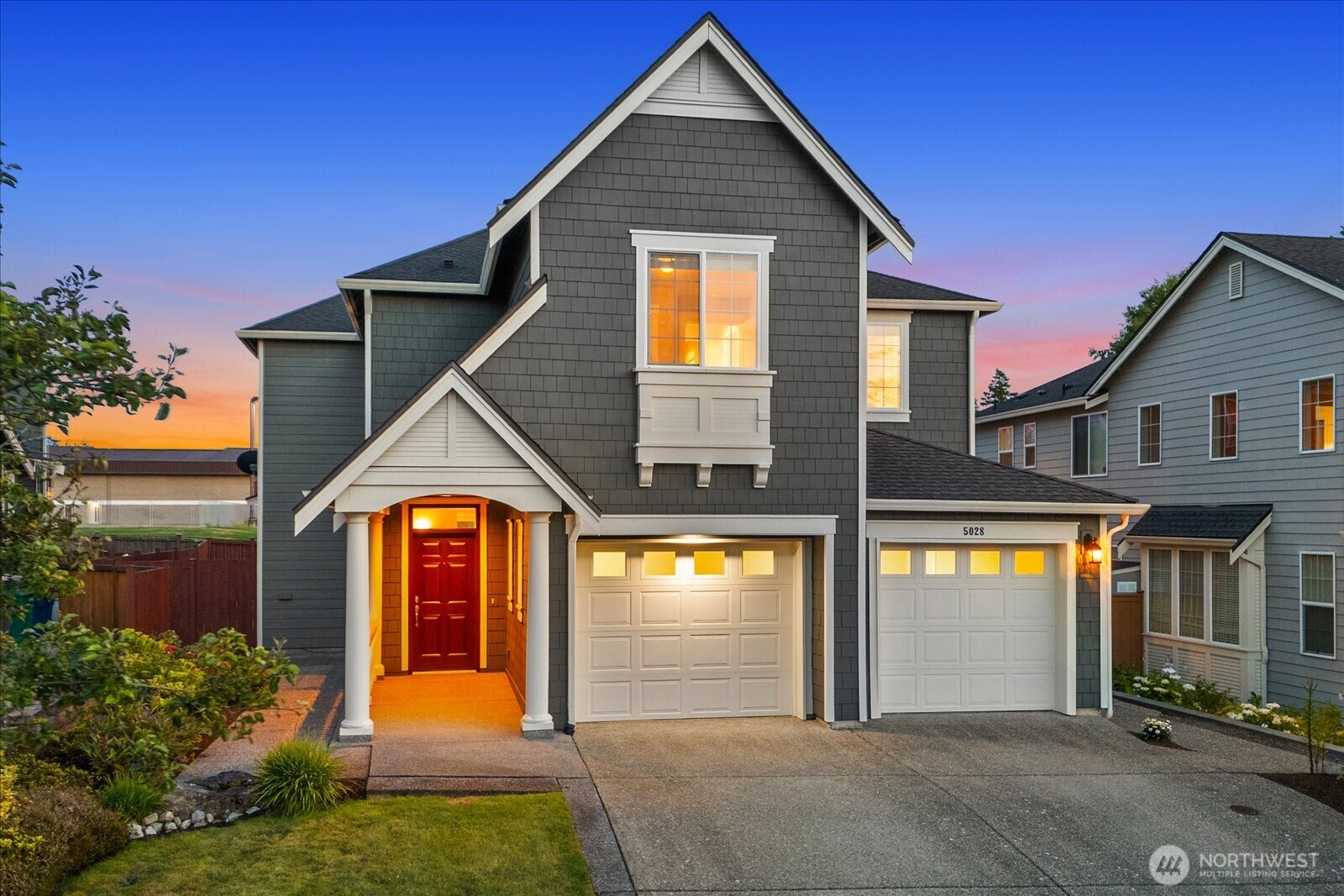 5028 70th Place Property Photo 1